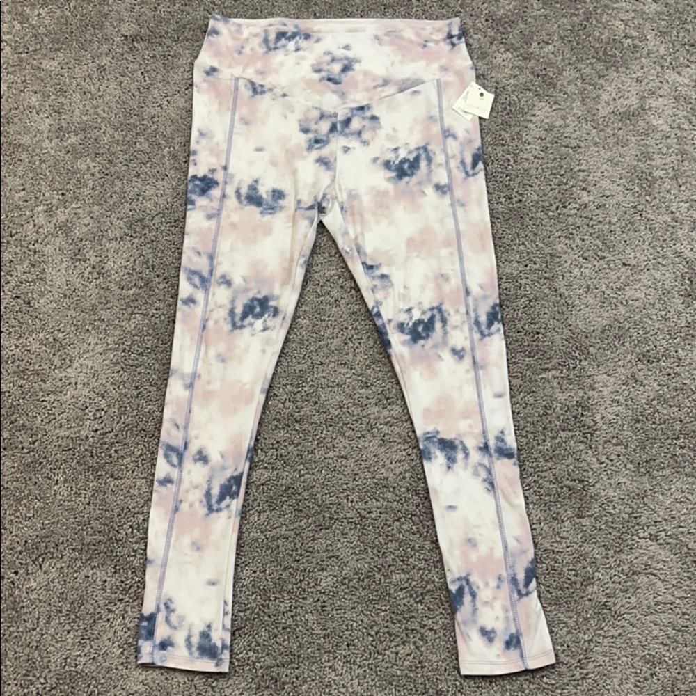 NWT super soft marbled leggings size XL